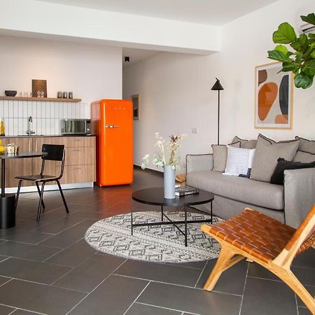 Liv Urban Suites Ларнака Экстерьер фото