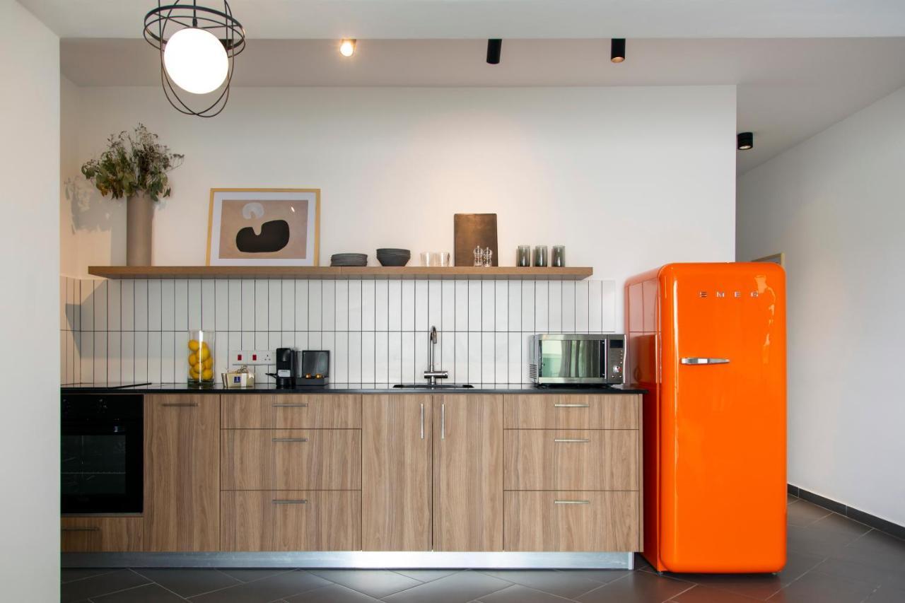 Liv Urban Suites Ларнака Экстерьер фото