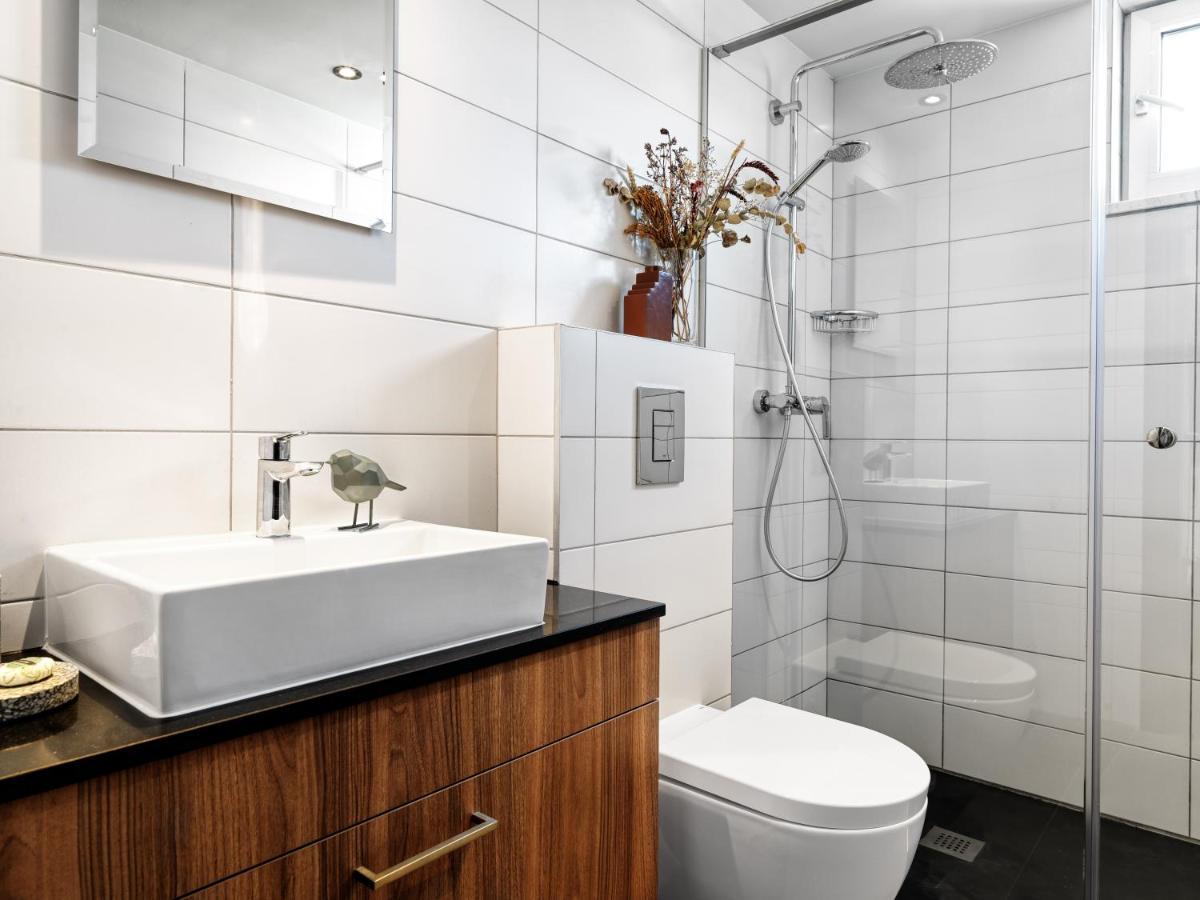 Liv Urban Suites Ларнака Экстерьер фото
