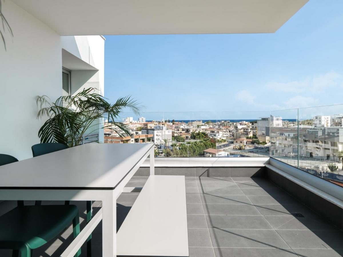Liv Urban Suites Ларнака Экстерьер фото