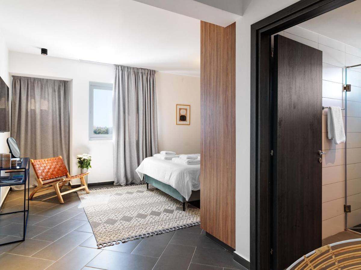 Liv Urban Suites Ларнака Экстерьер фото