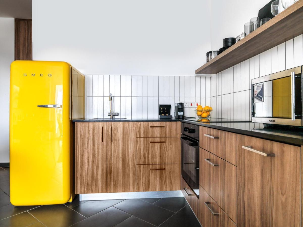 Liv Urban Suites Ларнака Экстерьер фото